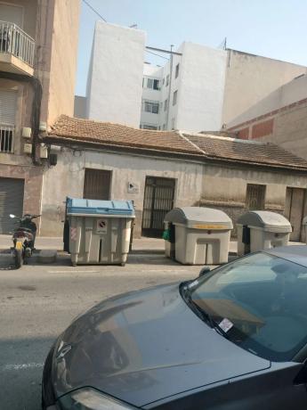 Casa independiente en calle Ginés García Esquitino, 17 photo