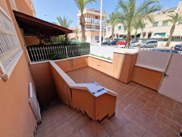 Chalet adosado photo 1