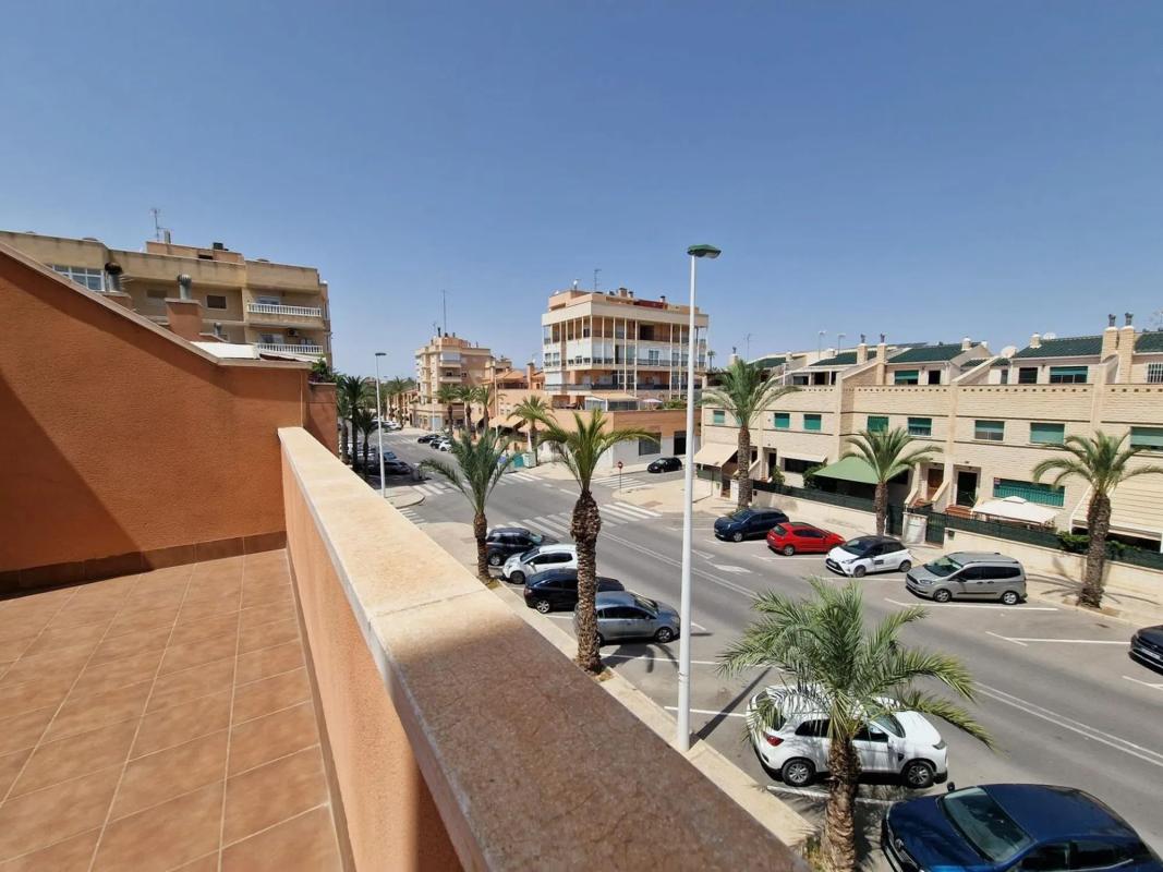 Properties for sale and rent in Spain photo 4
