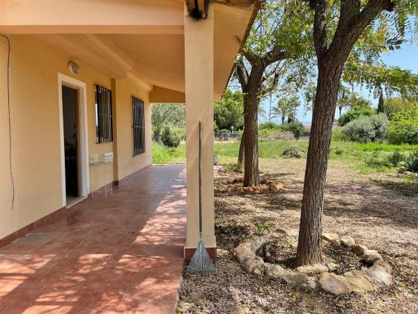 Casa independiente en carretera Elx - Santa Pola thumbnail 1