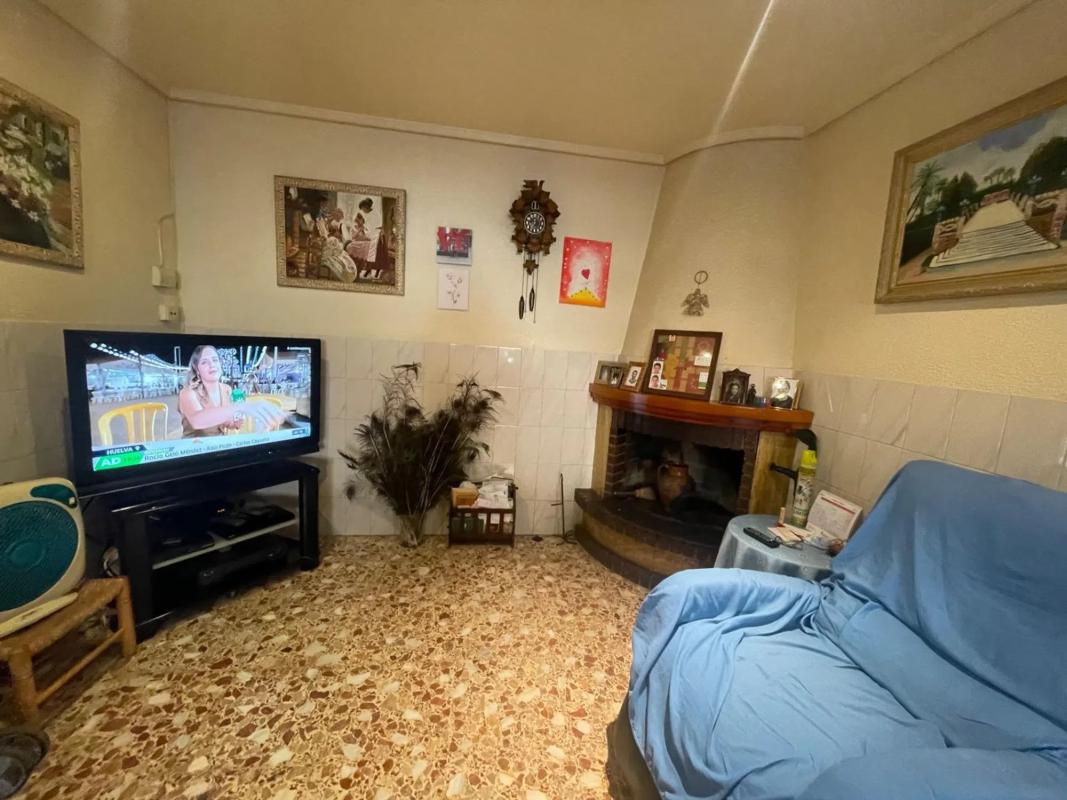 Properties for sale and rent in Spain photo 2