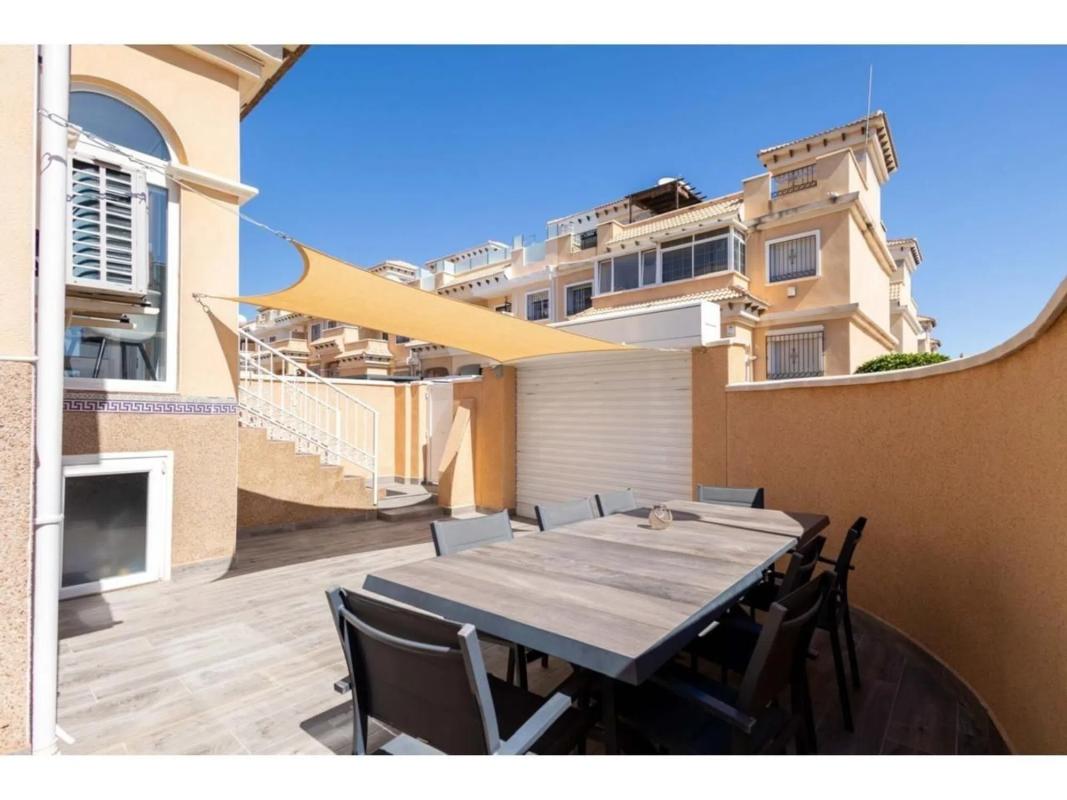 Properties for sale and rent in Spain photo 3