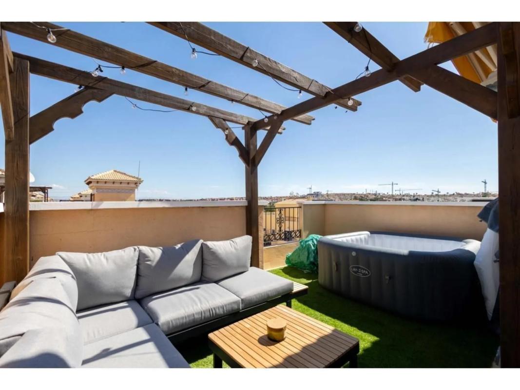 Properties for sale and rent in Spain photo 4