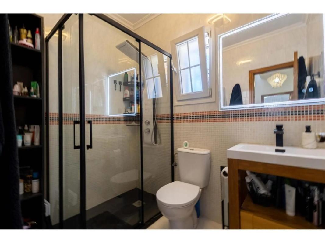 Properties for sale and rent in Spain photo 5
