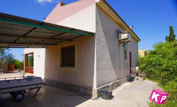 Casa independiente en camino de la Ermita de San Pedro thumbnail 2