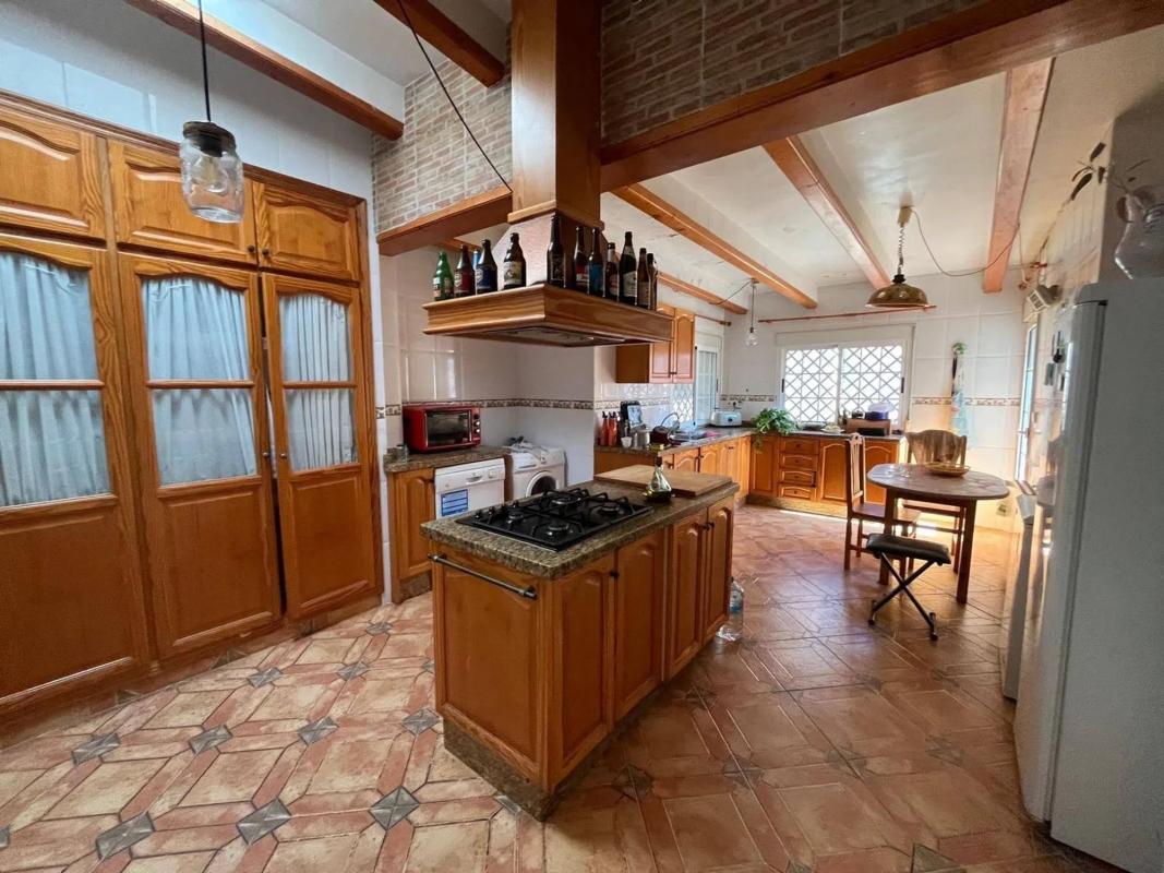 Properties for sale and rent in Spain photo 5