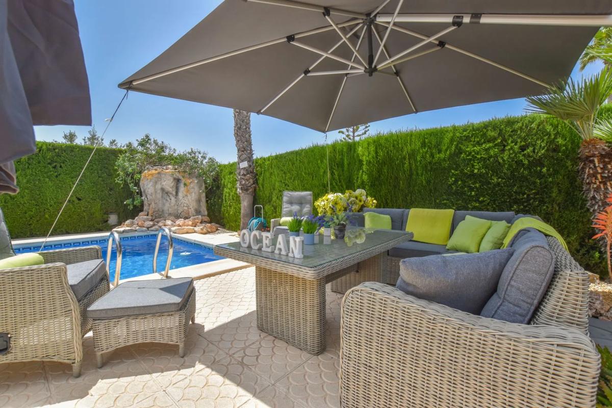 Properties for sale and rent in Spain photo 1