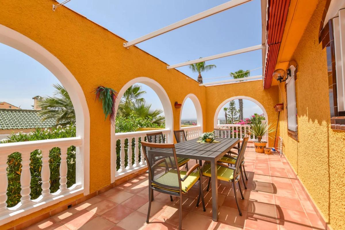 Properties for sale and rent in Spain photo 4