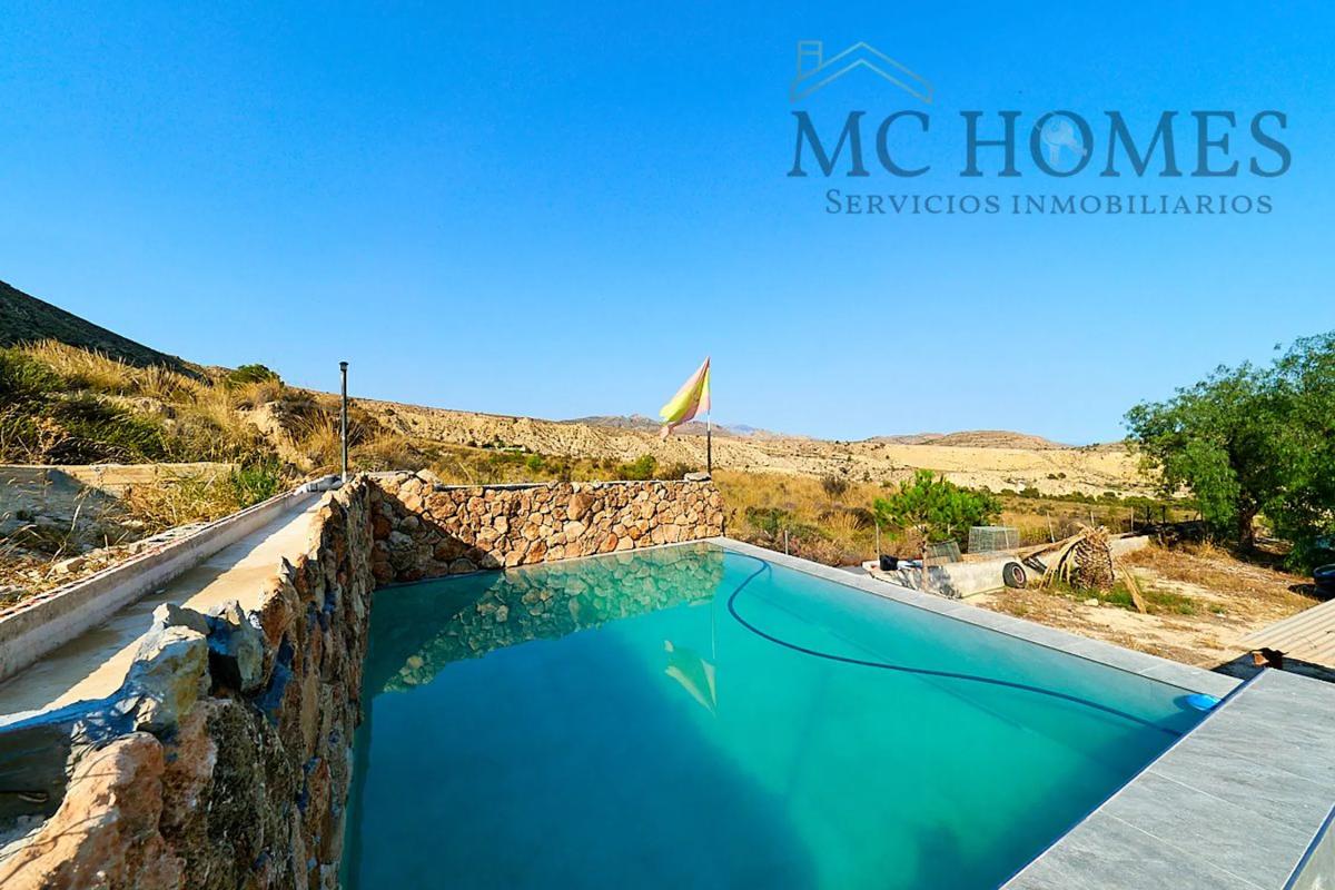 Properties for sale and rent in Spain photo 5