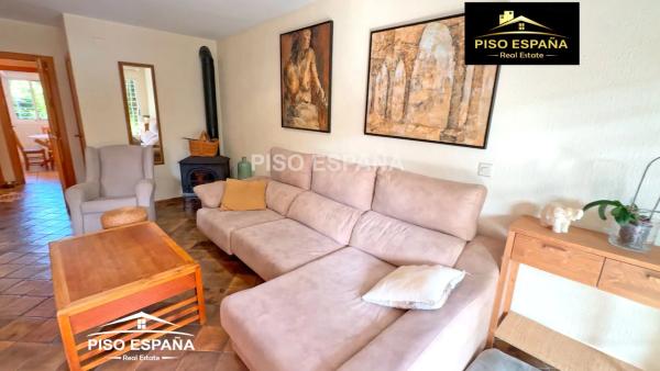 Chalet adosado en Av Creuetes photo 4