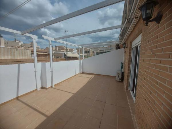 Chalet adosado en calle Pizarro photo 2
