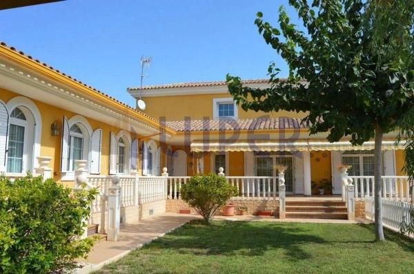 Casa independiente photo 1
