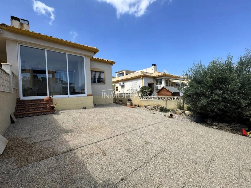 Propiedades en venta y alquiler en España photo 2