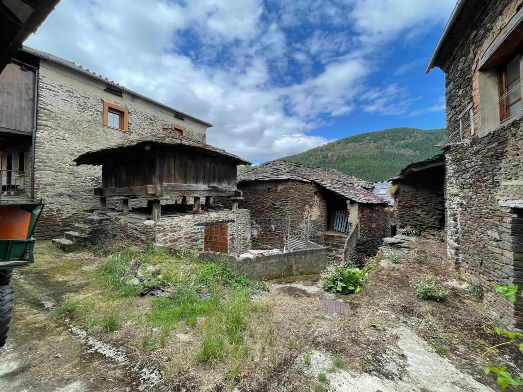 Propiedades en venta y alquiler en España photo 4