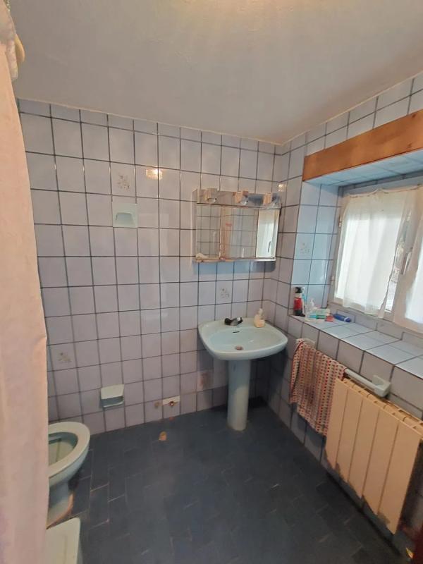 Properties for sale and rent in Spain photo 5