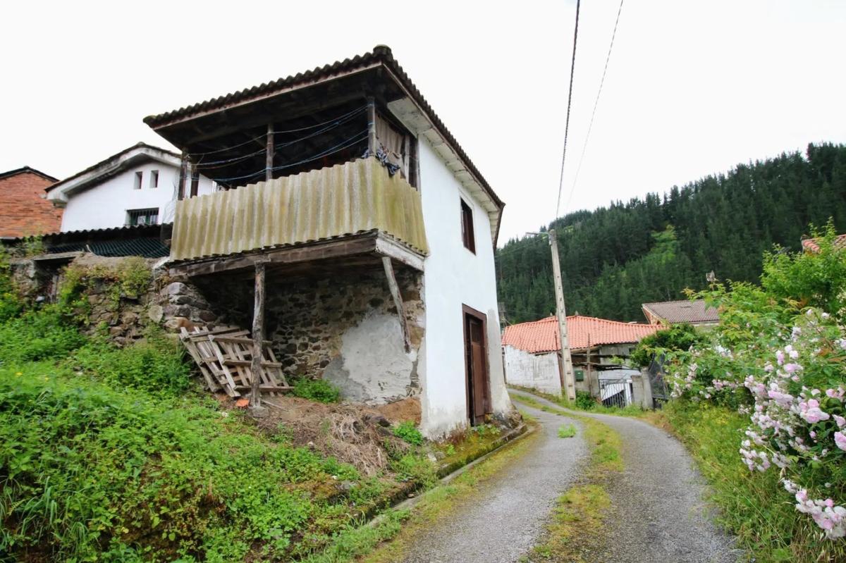Недвижимость на продажу и в аренду в Испании photo 2