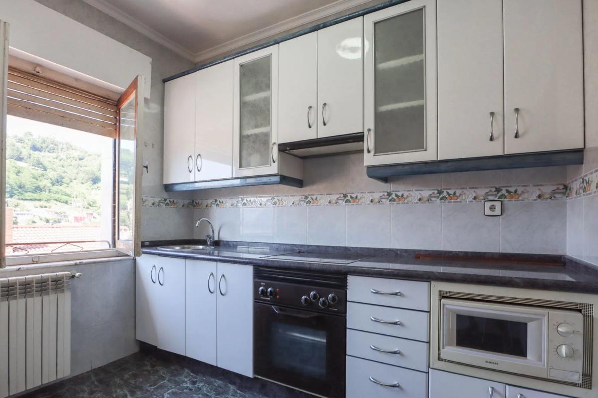 Недвижимость на продажу и в аренду в Испании photo 2