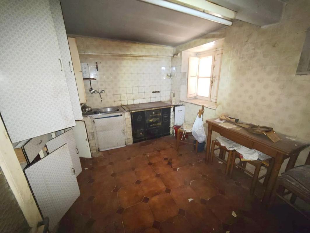 Properties for sale and rent in Spain photo 3