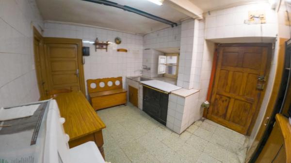 Casa independiente en calle el Barrero thumbnail 2