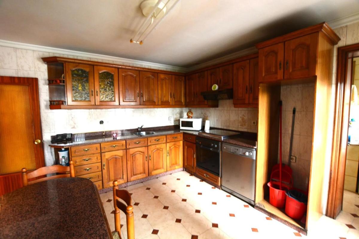 Properties for sale and rent in Spain photo 4