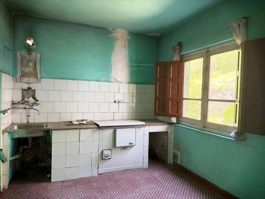 Propiedades en venta y alquiler en España photo 2