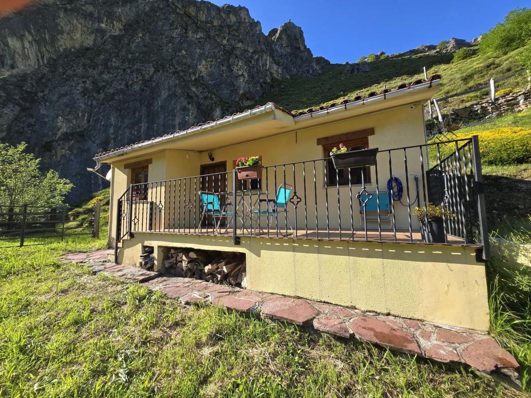 Properties for sale and rent in Spain photo 1