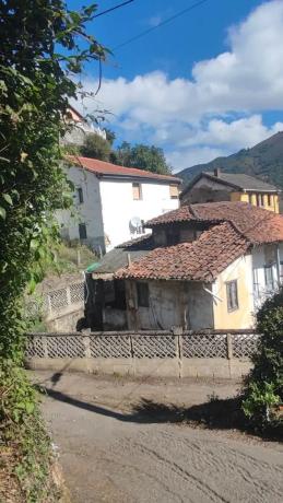 Casa independiente en Moreda - Santibañez thumbnail 1