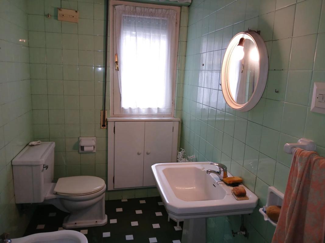 Properties for sale and rent in Spain photo 4