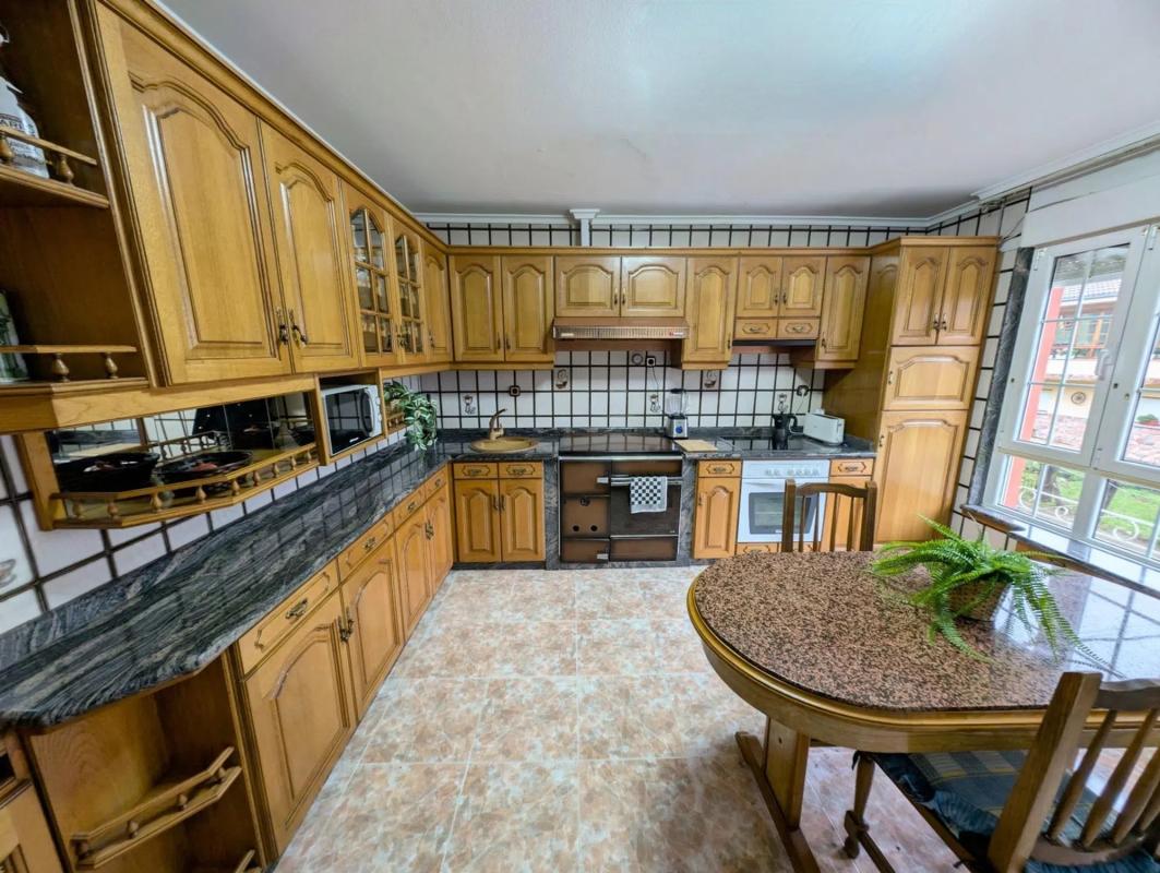 Properties for sale and rent in Spain photo 5