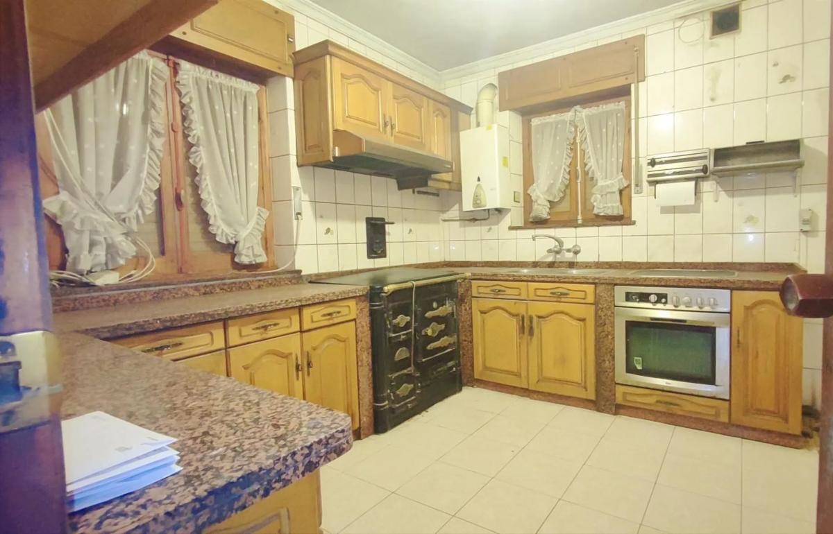 Properties for sale and rent in Spain photo 4