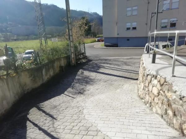 Casa independiente en calle el Molin thumbnail 2