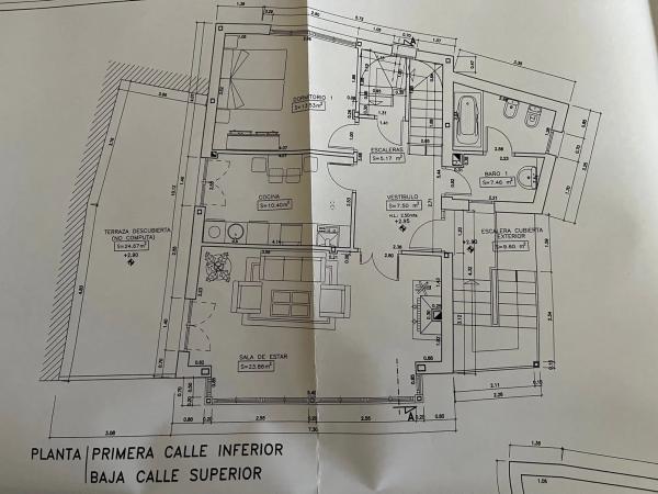Casa de pueblo en Le-9, 9 photo 1