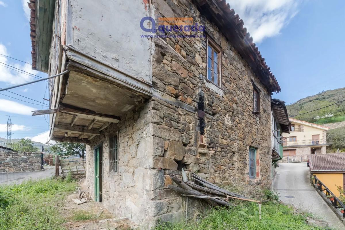 Propiedades en venta y alquiler en España photo 1