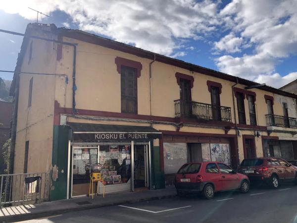 Casa independiente en calle Rafael del Riego, 60 photo 2