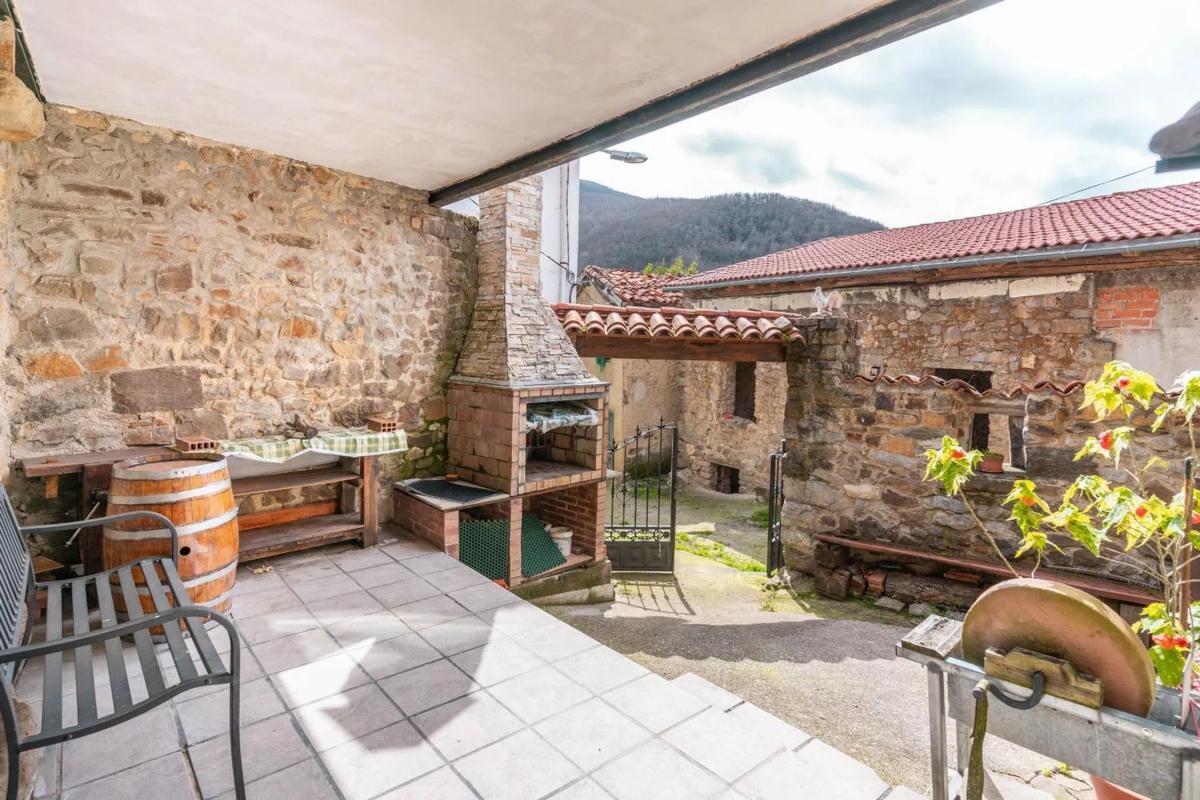 Propiedades en venta y alquiler en España photo 2