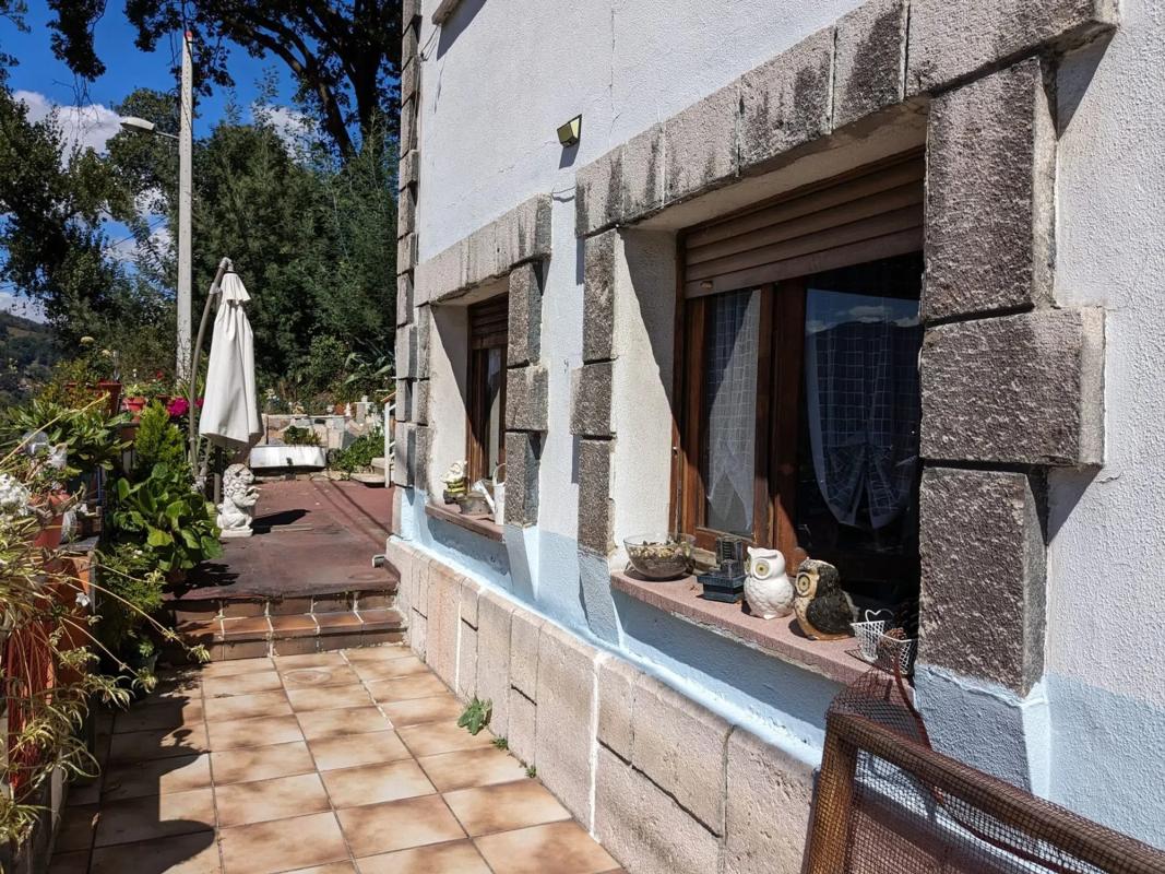 Propiedades en venta y alquiler en España photo 4