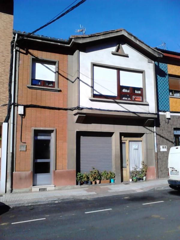 Propiedades en venta y alquiler en España photo 1