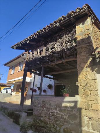 Casa de pueblo en calle tablado de mieres, 19 photo 1