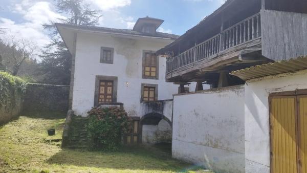Casa independiente en Lg Valle de Paredes thumbnail 1