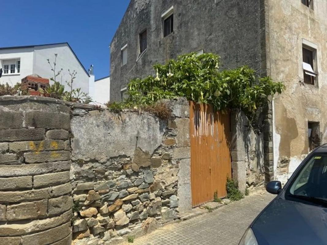 Properties for sale and rent in Spain photo 2