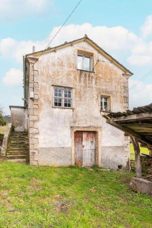 Rustic farm for sale in Carretera Prelo, 20 , Boal photo 1