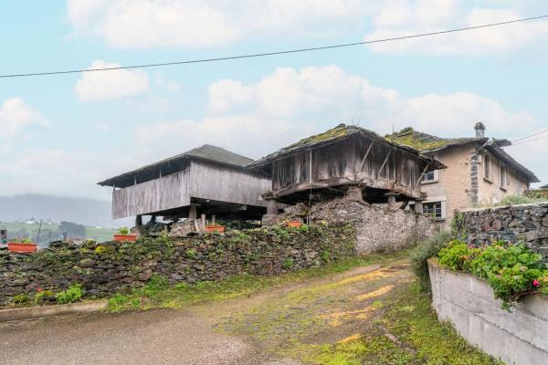 Casa de pueblo en Luarca - Villayón thumbnail 2