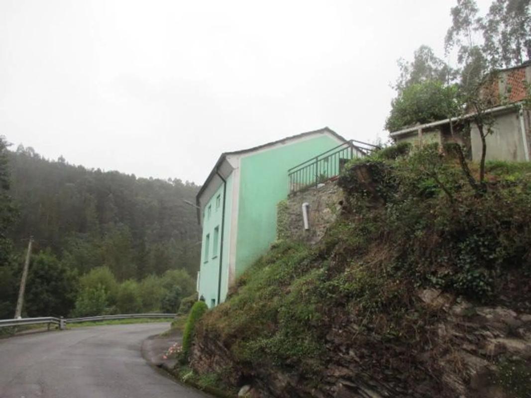 Properties for sale and rent in Spain photo 5