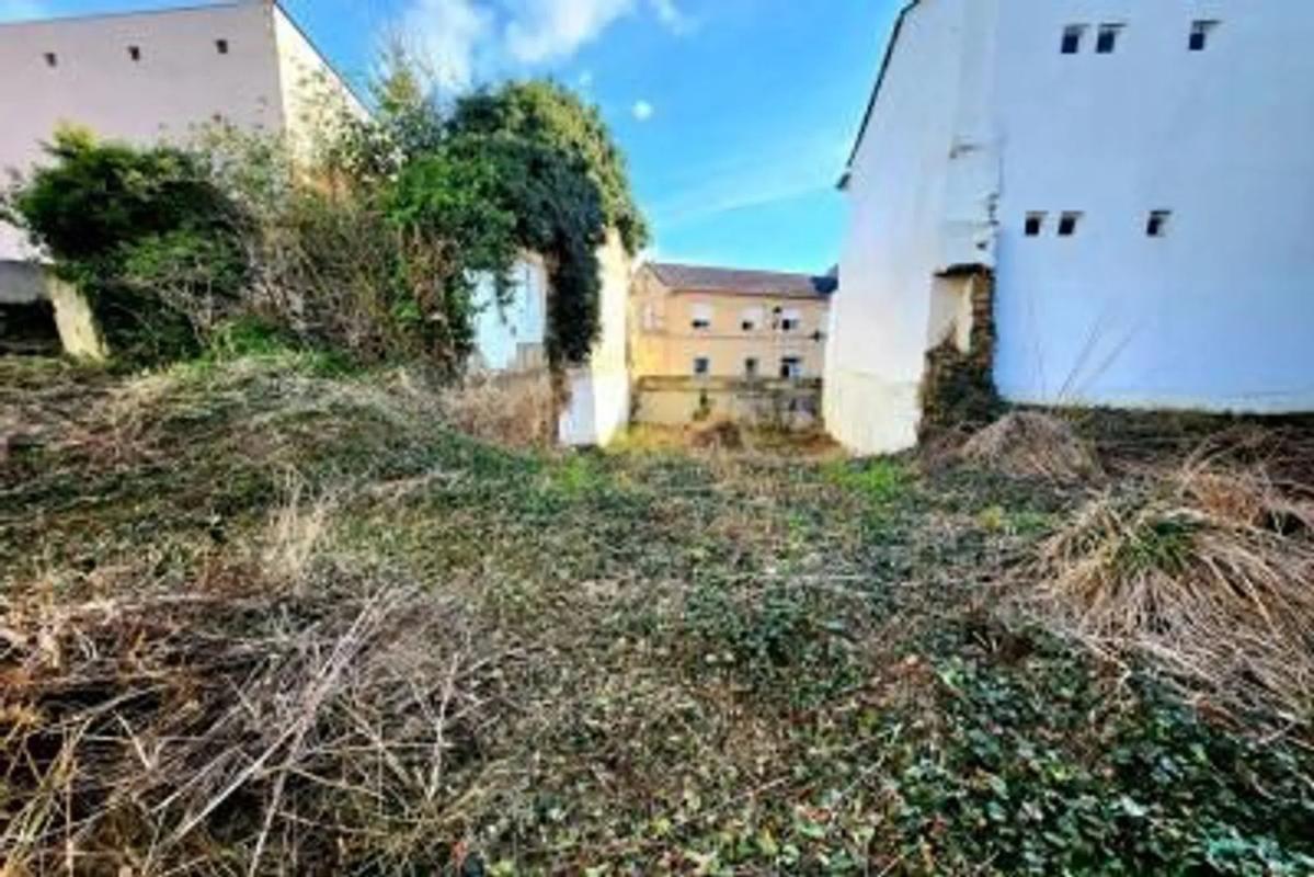 Properties for sale and rent in Spain photo 4