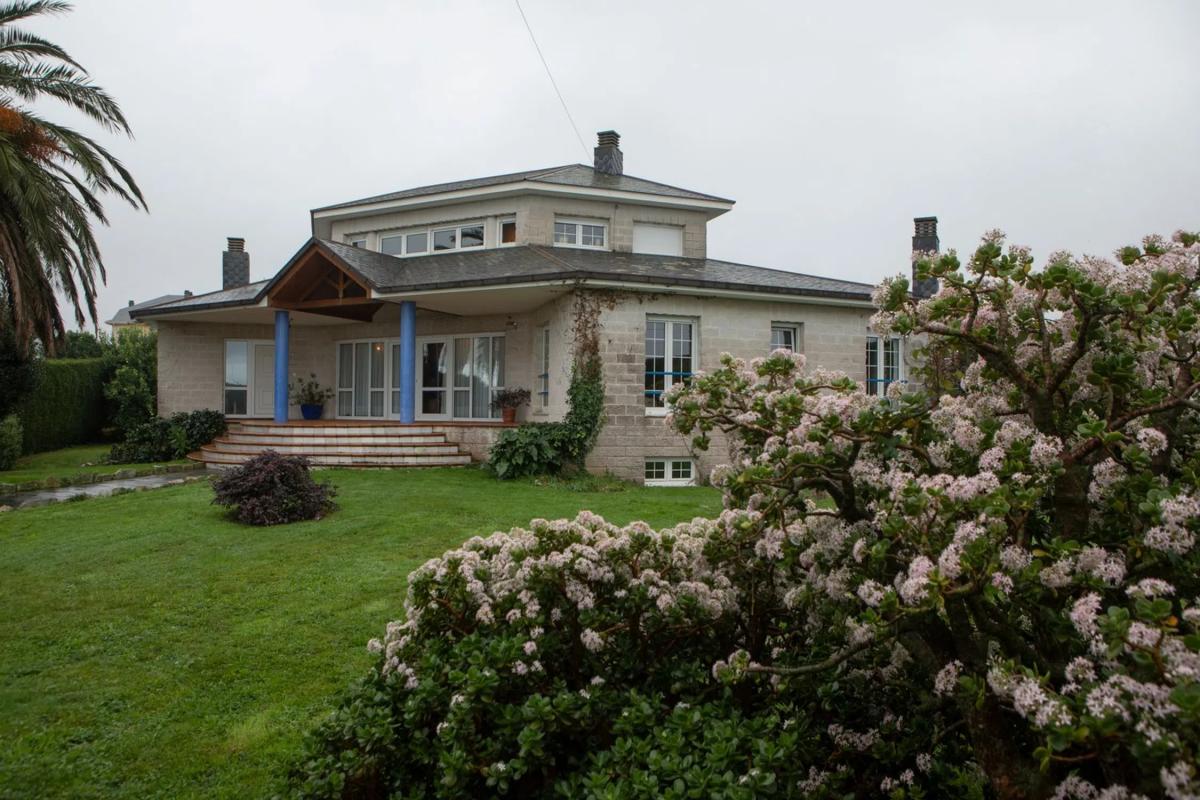 Properties for sale and rent in Spain photo 5