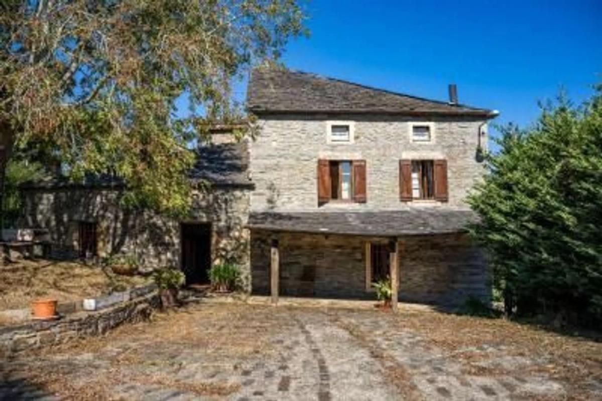 Недвижимость на продажу и в аренду в Испании photo 2