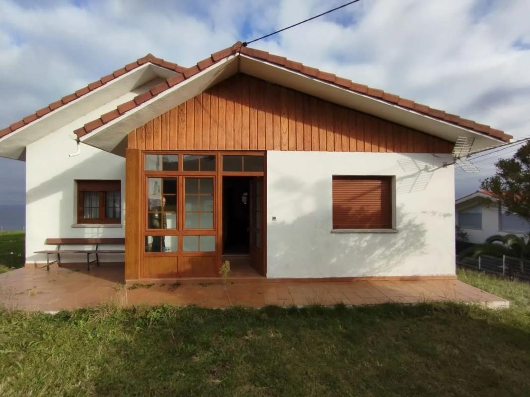 Недвижимость на продажу и в аренду в Испании photo 1