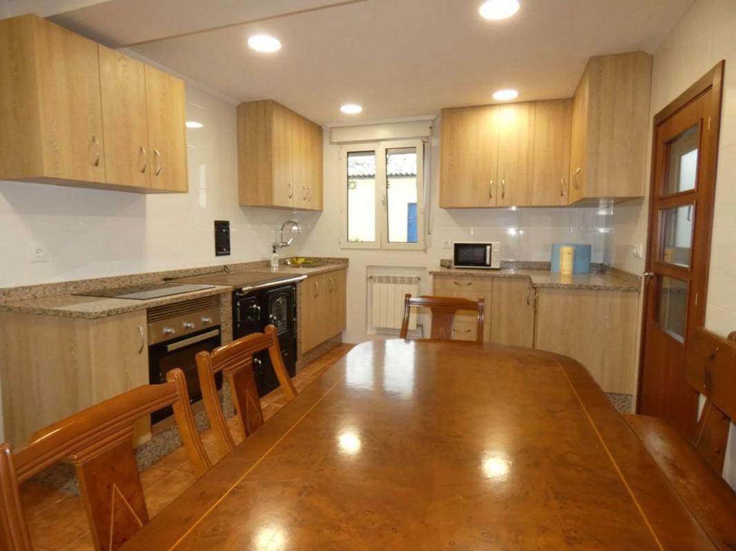 Недвижимость на продажу и в аренду в Испании photo 3