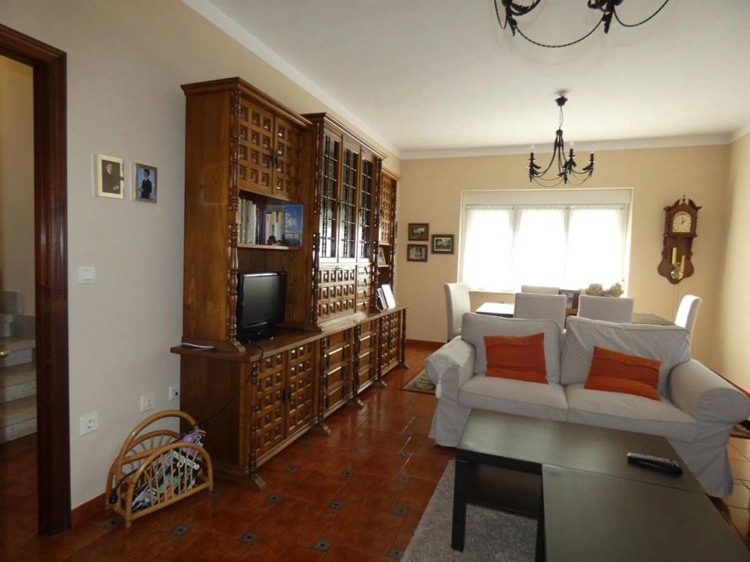 Недвижимость на продажу и в аренду в Испании photo 2