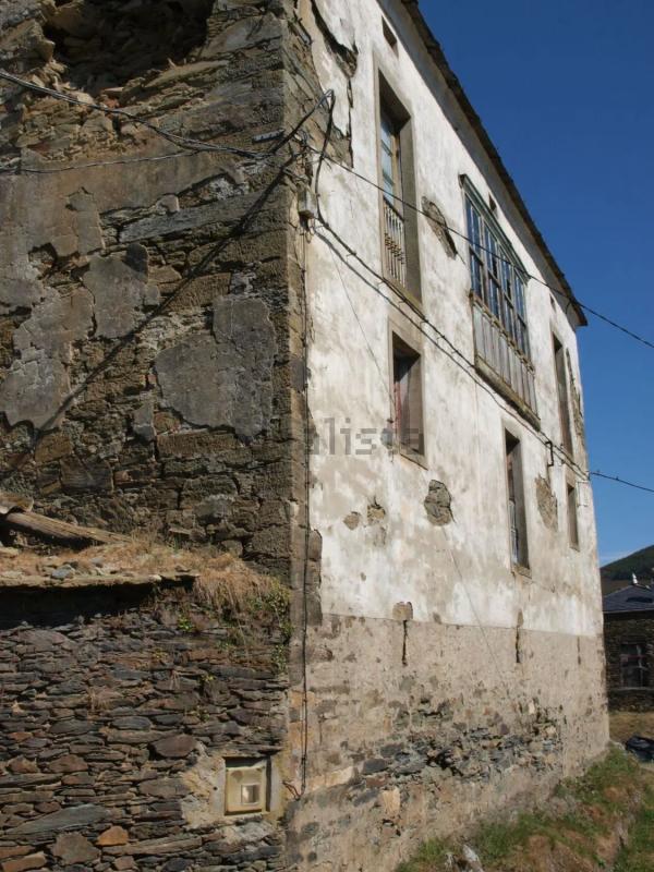 Properties for sale and rent in Spain photo 2